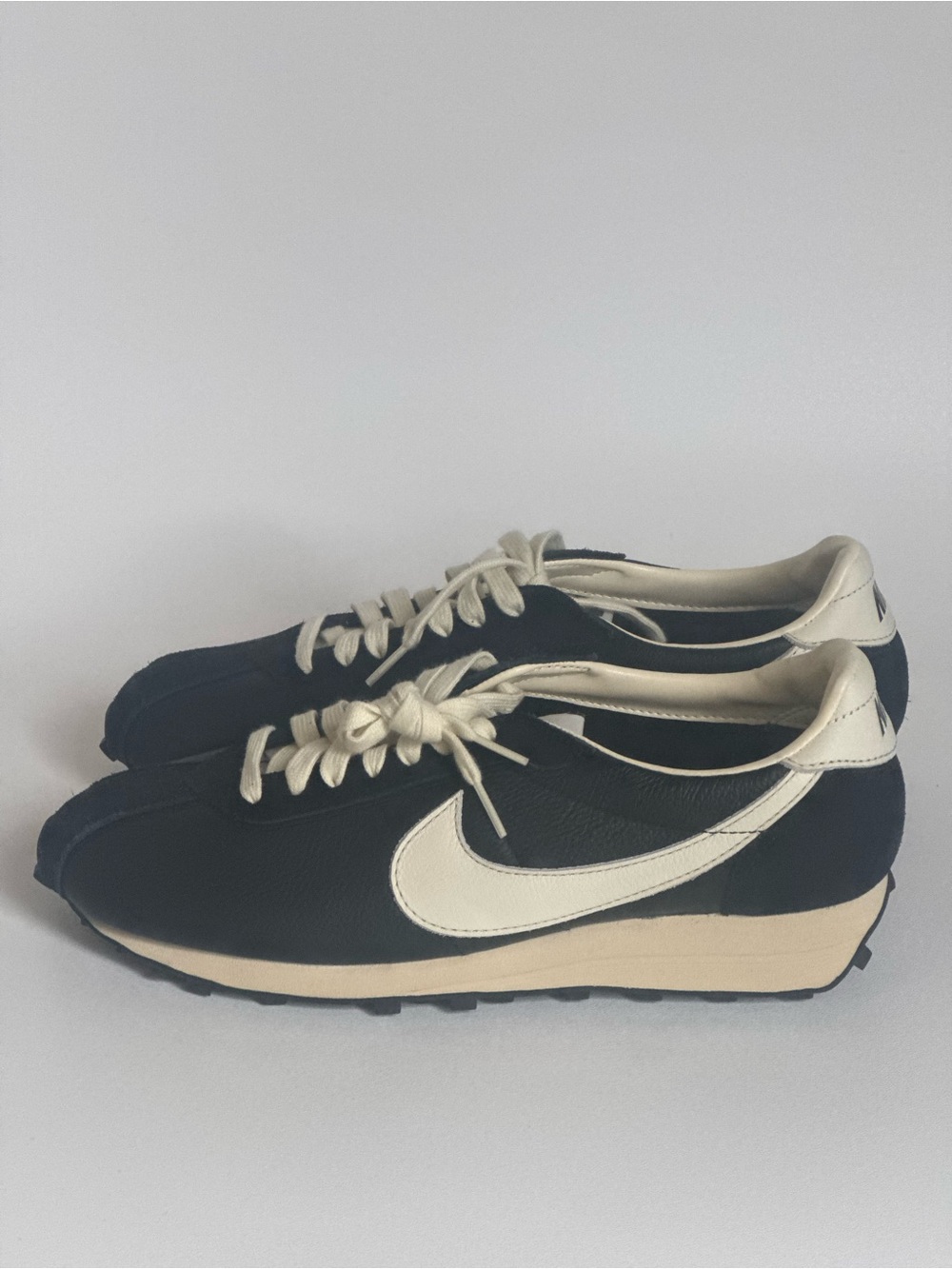 Nike Mens Black and Cream Retro Runner Sneakers New without box